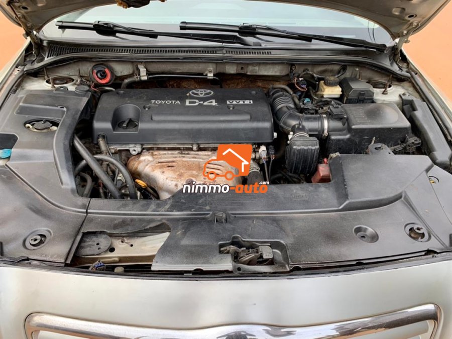 Avensis 2005 à vendre