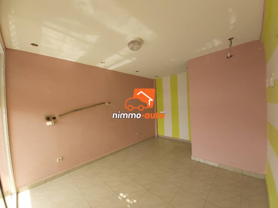 Magnifique Bureau ou Espace commercial louer à 150.000Frc