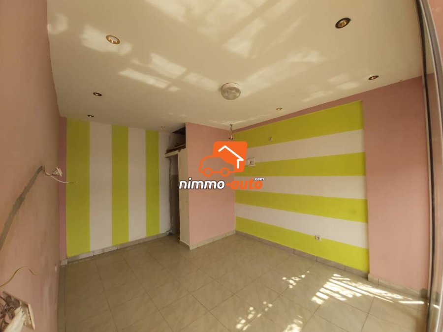 Magnifique Bureau ou Espace commercial louer à 150.000Frc