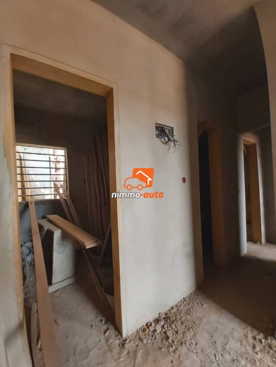 Appartement et Studio Moderne à Biyem-Assi en Route