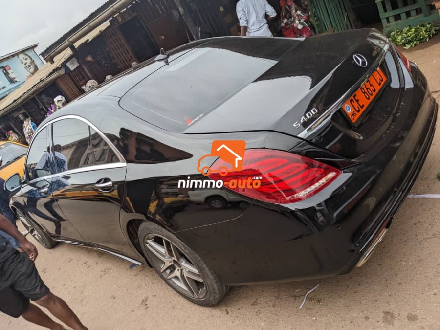 Mercedes de luxe à louer pour cérémonie