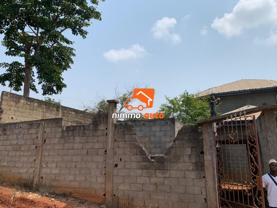 Terrain de 350m² Titrés à vendre à Nomayos
