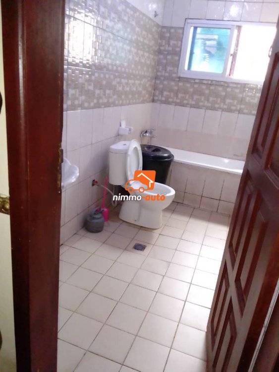 Studio meublé à louer au palais des congrès