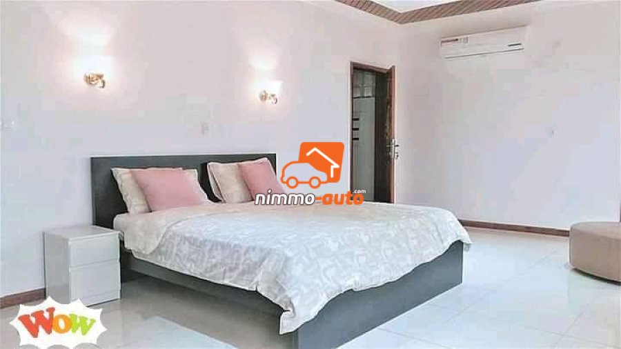 Duplex à vendre à NKOLDA