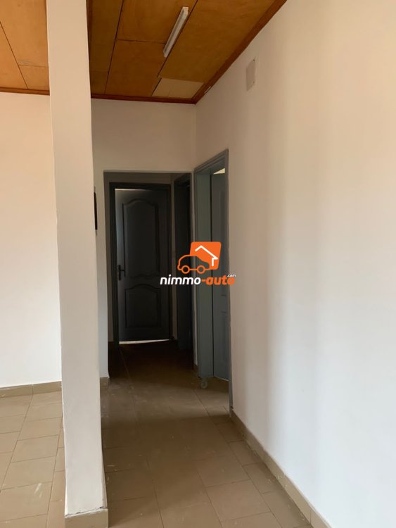 Appartement à louer à Odza