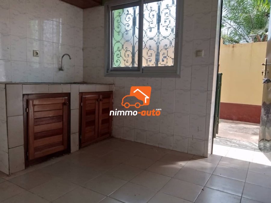 Très joli appartement à louer à Simbock