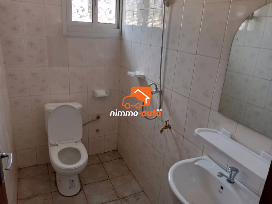 Très joli appartement à louer à Simbock