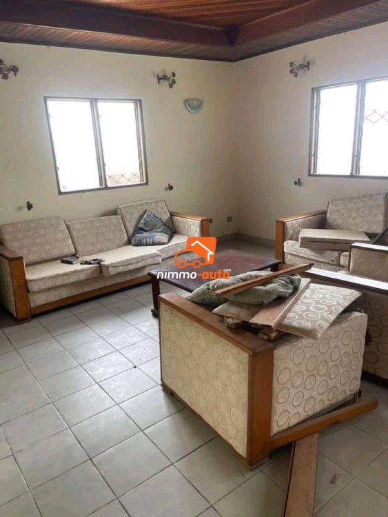 Magnifique villa à vendre à Kotto Mbangué