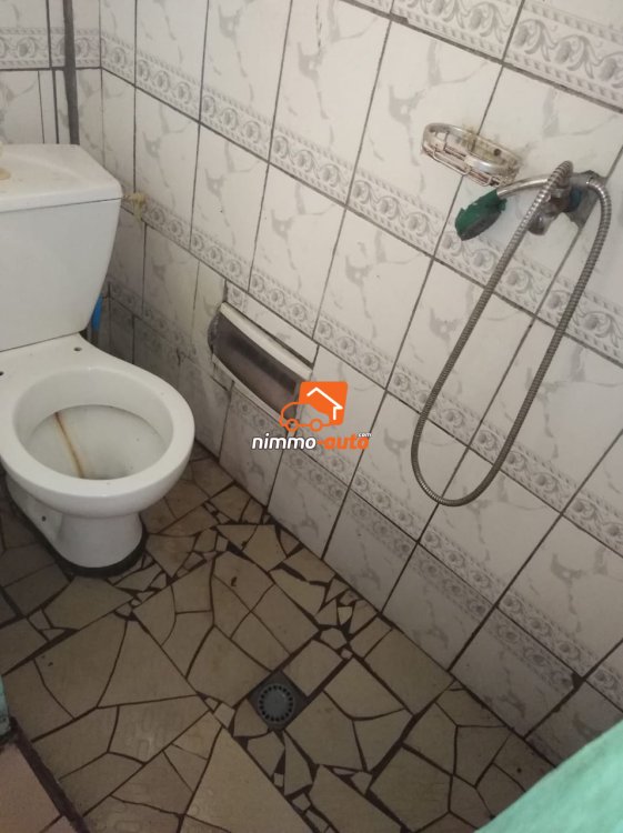 Chambre moderne à louer à l'entrée Simbock