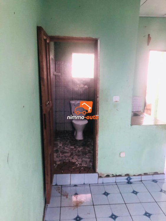 Simple chambre à louer à Simbock