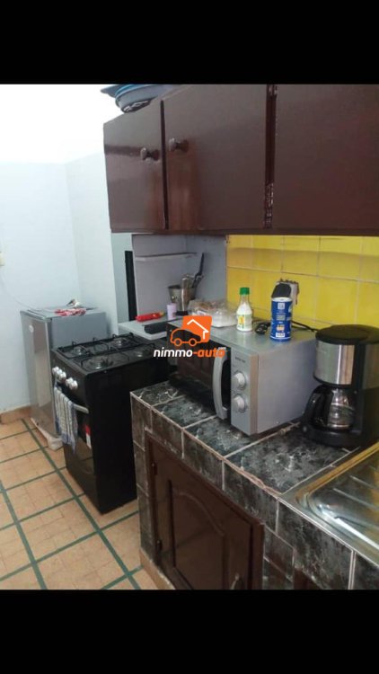 Studio meublé à louer à Yaoundé (maison de la radio)