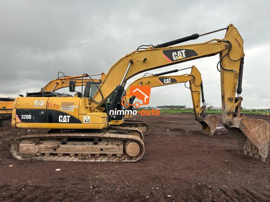 Pelleteuse caterpillar 320 D