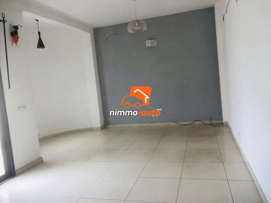 Appartement à Logpom à louer