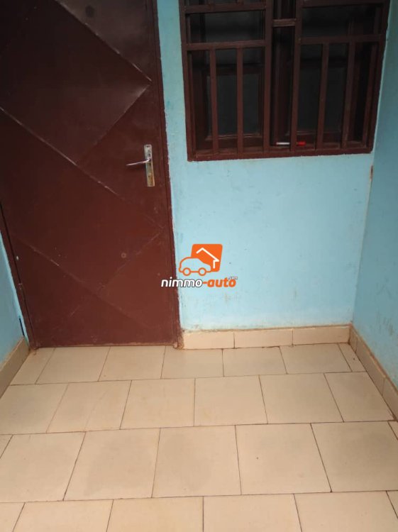 Studio moderne à Mendong