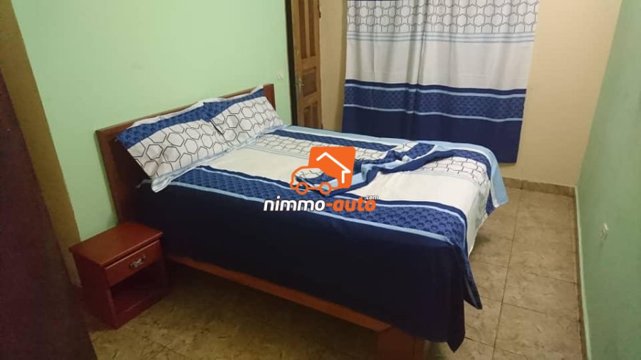 Studio meublé climatisé à louer à Omnisports