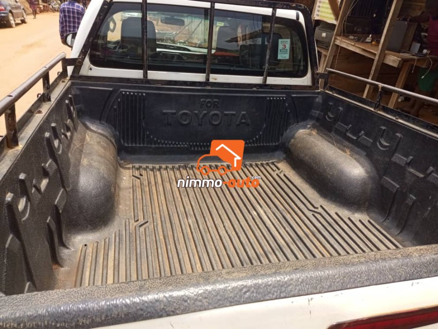 Pick up double cabine à louer à Yaoundé