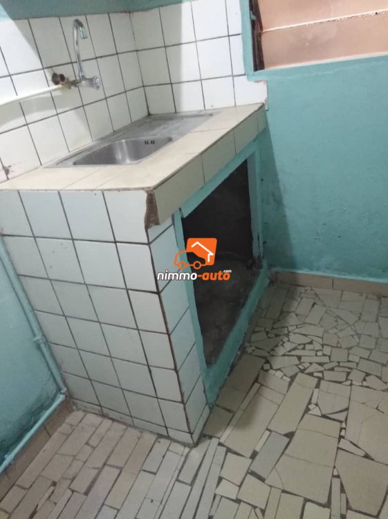 Appartement individuel à louer à Biyemassi Superette