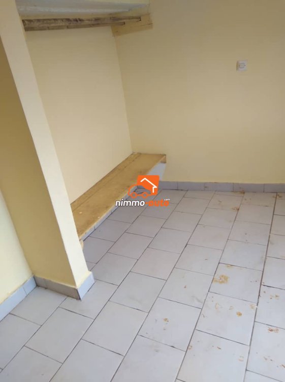 Vaste studio moderne nouvellement connstruit à Simbock