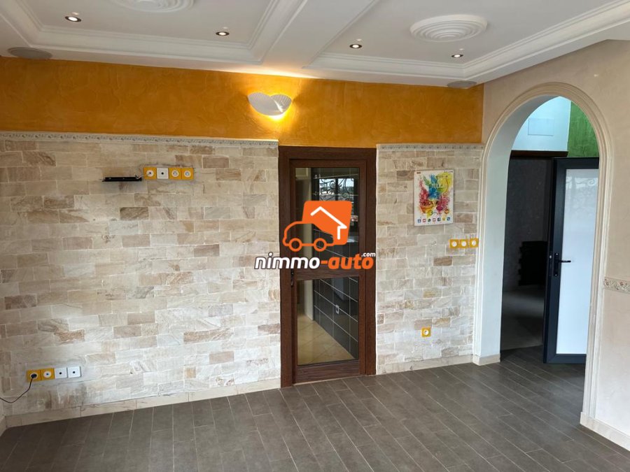 Très beau et luxueux appartement à louer à Tsinga village