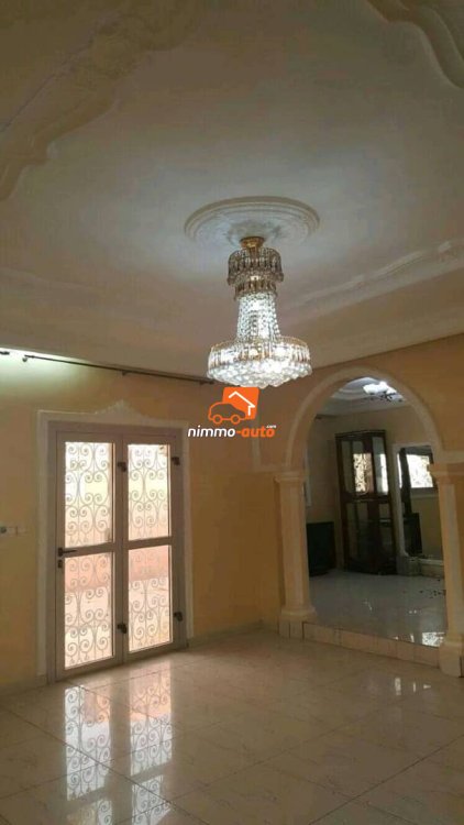 Très belle villa à louer à Biyemassi