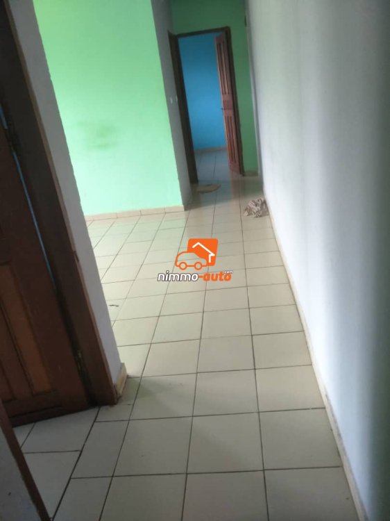 Appartement à louer à Biyemassi Superette