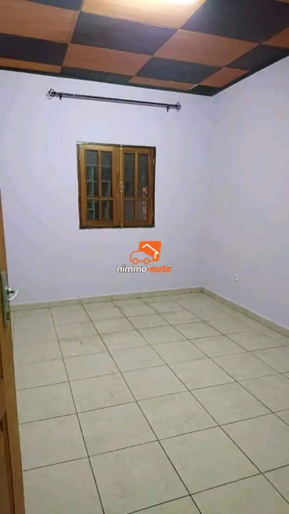 Appartement moderne à louer à Nsimeyong terre rouge
