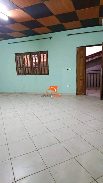 Appartement moderne à louer à Nsimeyong terre rouge