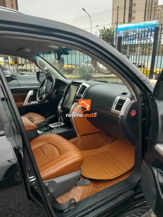 Prado V8 d'un luxe fantastique