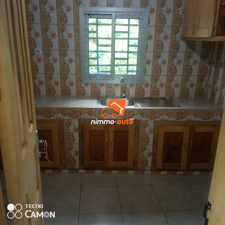 Opportunité géniale à Mendong, un appartement à louer