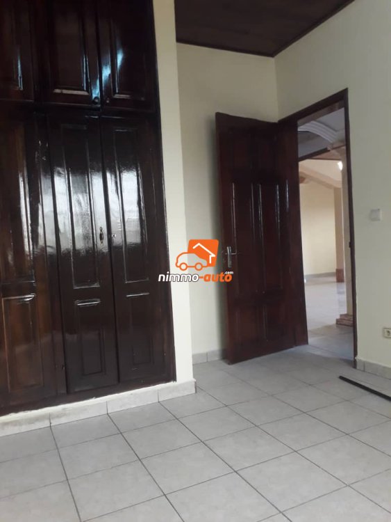 Appartement moderne haut standing à louer au rond point Damas