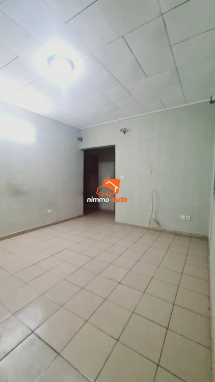 Appartement moderne à louer à Nsimeyong Shell