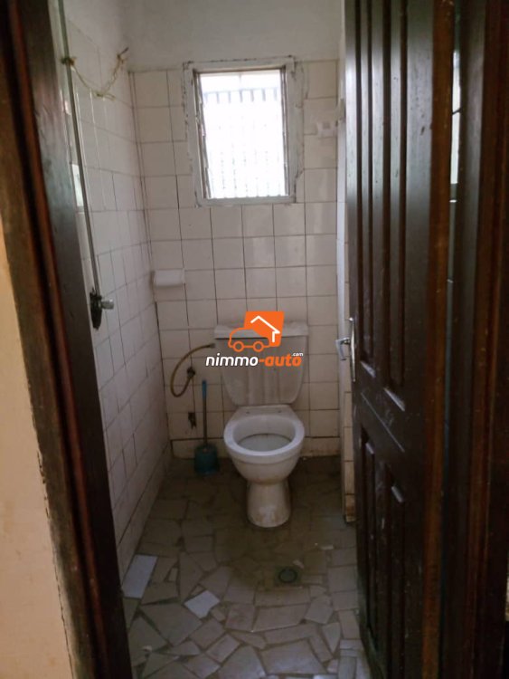 Appartement individuel bien propre à louer à Ngousso