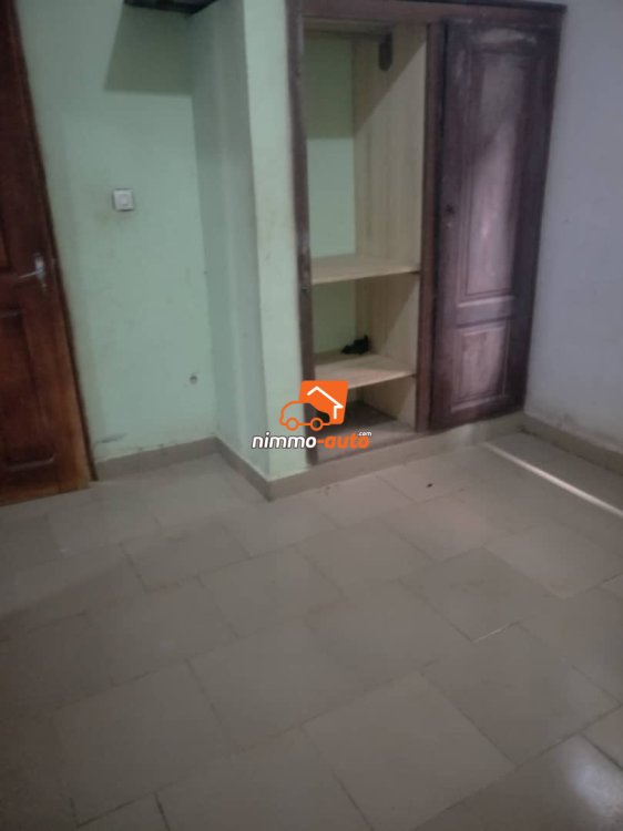 Appartement moderne staffé à louer à Simbock Nomayos