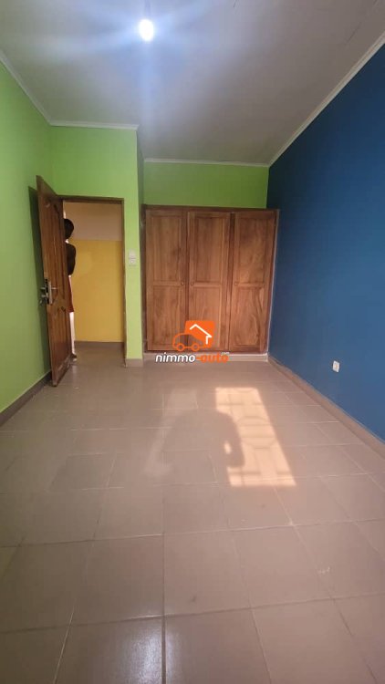 Appartement moderne à louer à Biyemassi maison blanche