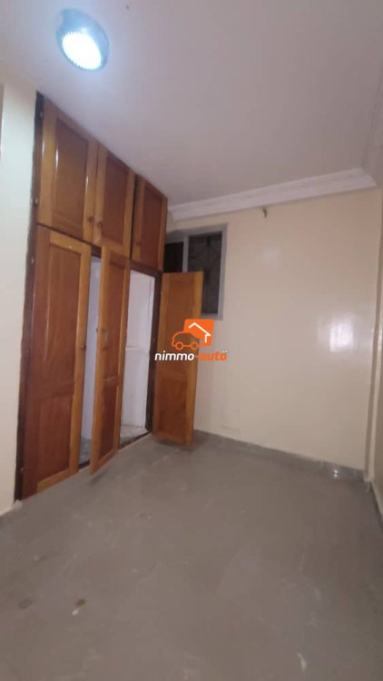 Appartement moderne à louer à Biyemassi maison blanche