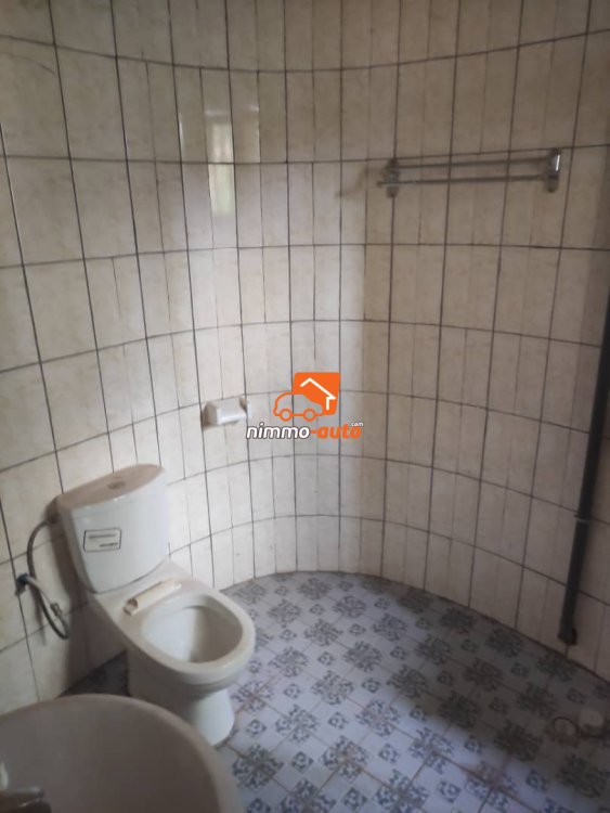 2 Appartements modernes bon standing à louer à Odza borne 10