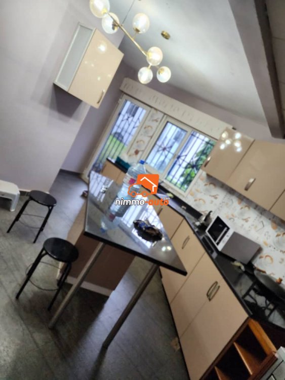 Magnifique villa très haut standing à vendre au golf à Bastos