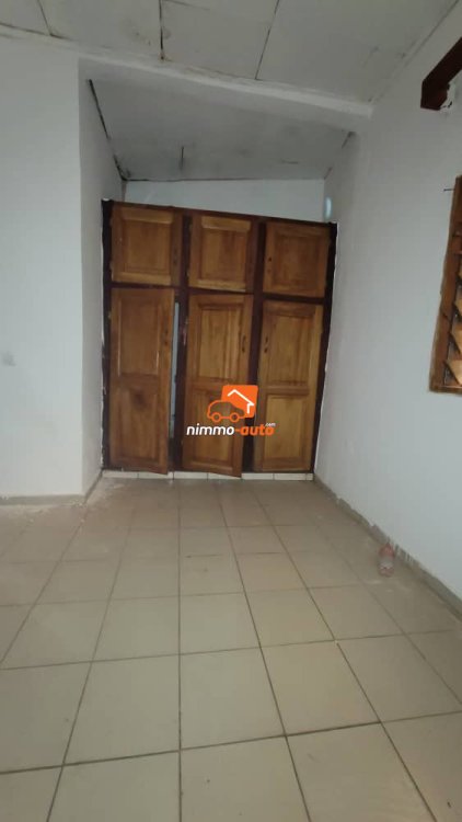 Appartement moderne à louer à Biyemassi superette