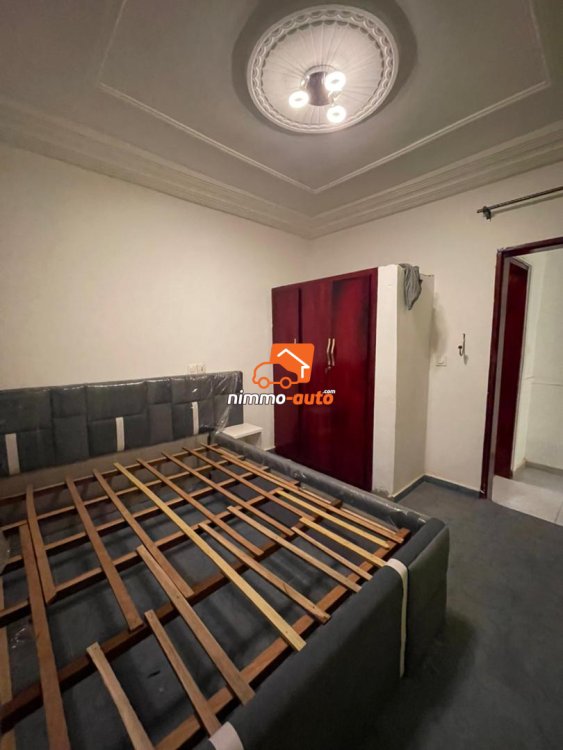 Immeuble de 12 appartements nouvellement construit à Odza