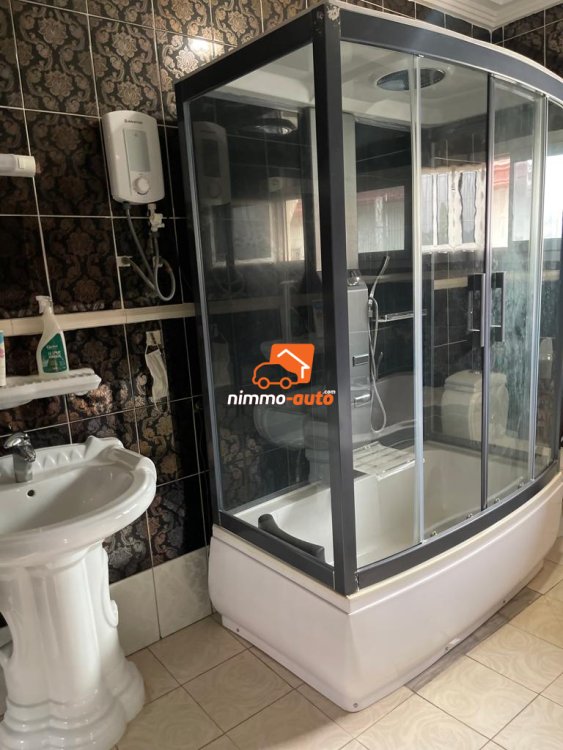 Magnifique villa à louer à Awae