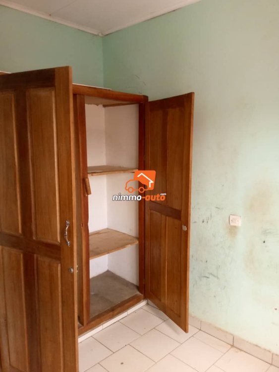 Appartement moderne à louer au carrefour Kameni