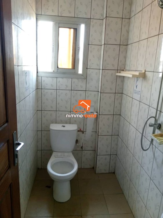 Appartement moderne à louer au carrefour Kameni