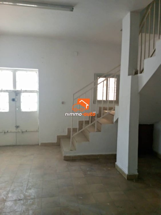 Une magnifique villa à louer à Bastos