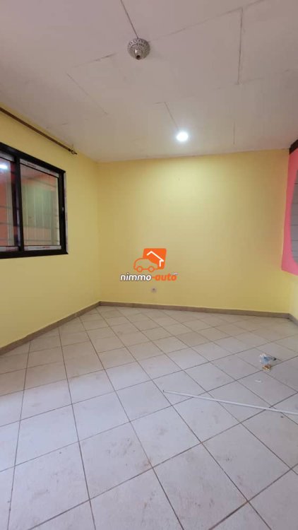 Studio moderne bien propre à louer à Nsimeyong