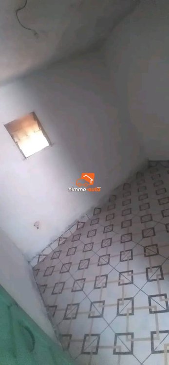 2 Studios simple à louer à Ngousso