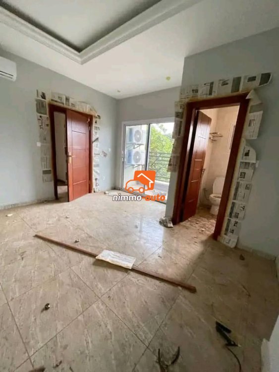 Appartement ultra chic à louer à Titi garage