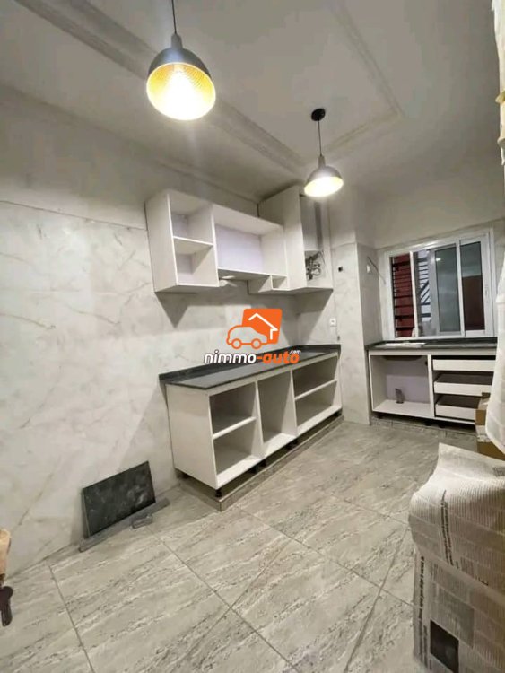Appartement ultra chic à louer à Titi garage