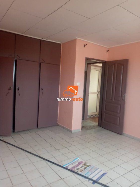 Appartement moderne à Louer à Ndogbong Pepcam School