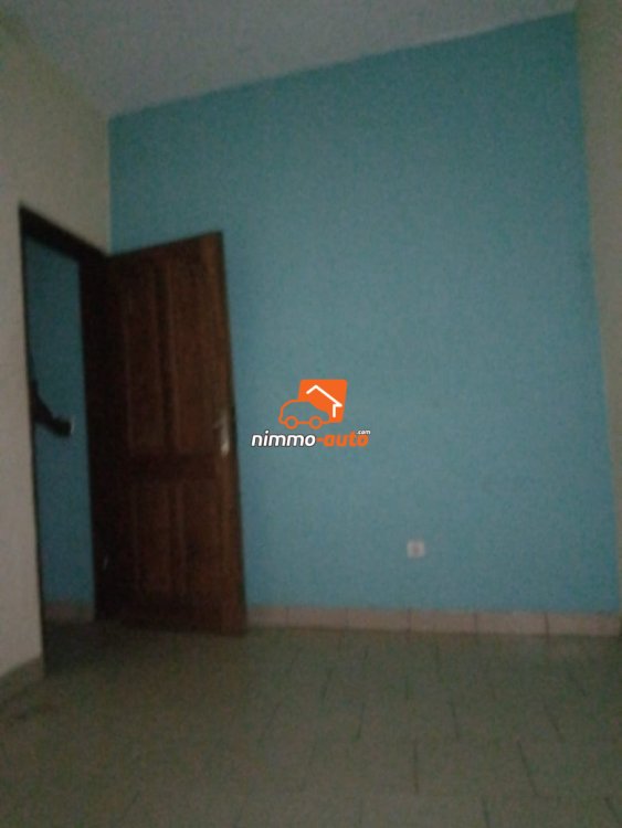 Studio moderne à louer à Ndogbong