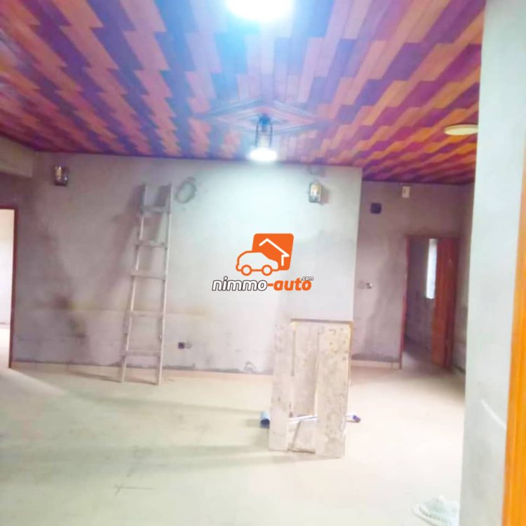 Immeuble de plusieurs appartements nouvellement construit à vendre à PK12